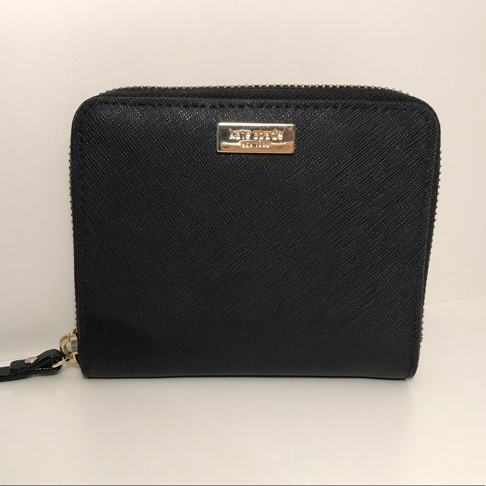 KATE SPADE MEDIUM WALLET